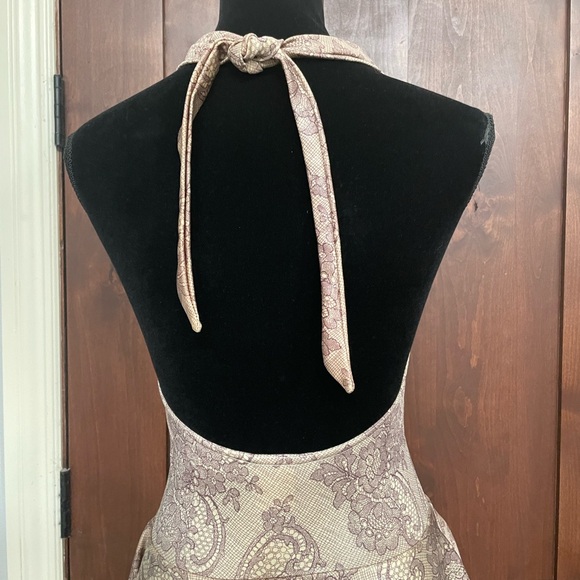 Blackmilk Chateau Party Dress size M - Picture 5 of 9